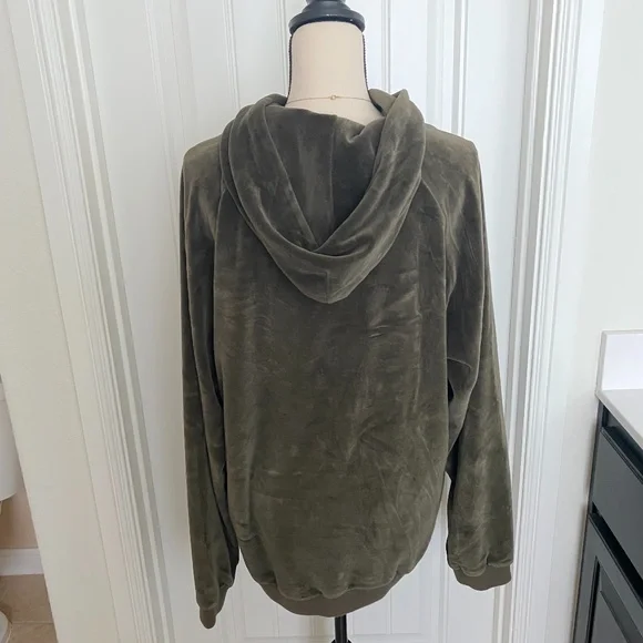 Men’s Nautica Hoodie - Picture 2 of 3